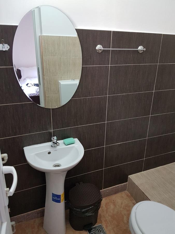 Apartmán Piete Targuri Si Oboare Făgăraş Exteriér fotografie